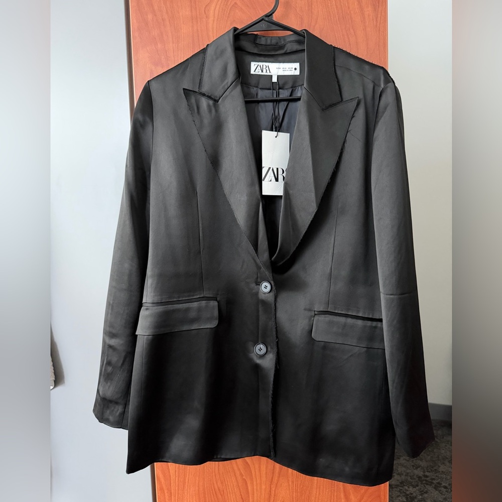 Zara Women's Elegant Black Suit Jacket